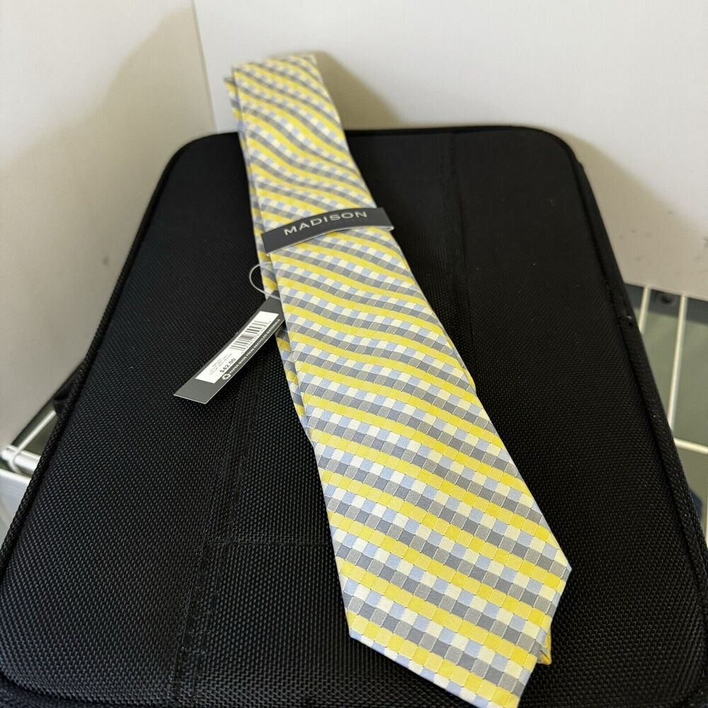 Madison Silk Tie NWT Yellow Blue Geometric Men's 3" Business Necktie
